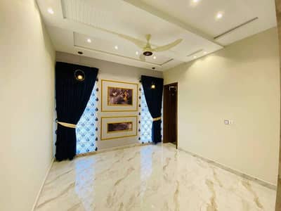 Elegant Brand New 10 Marla Family House for Rent in Tulip Extension Bahria Town Lahore