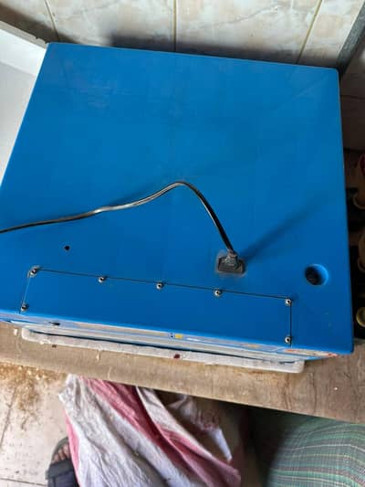 AUTOMATIC 36 EGGS INCUBATOR - Fully Automatic