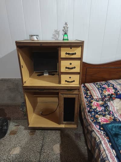 Computer table for kids