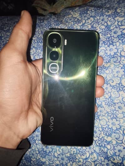 15 day used mobile 10/10 condition ha  box charger bi Sath ha