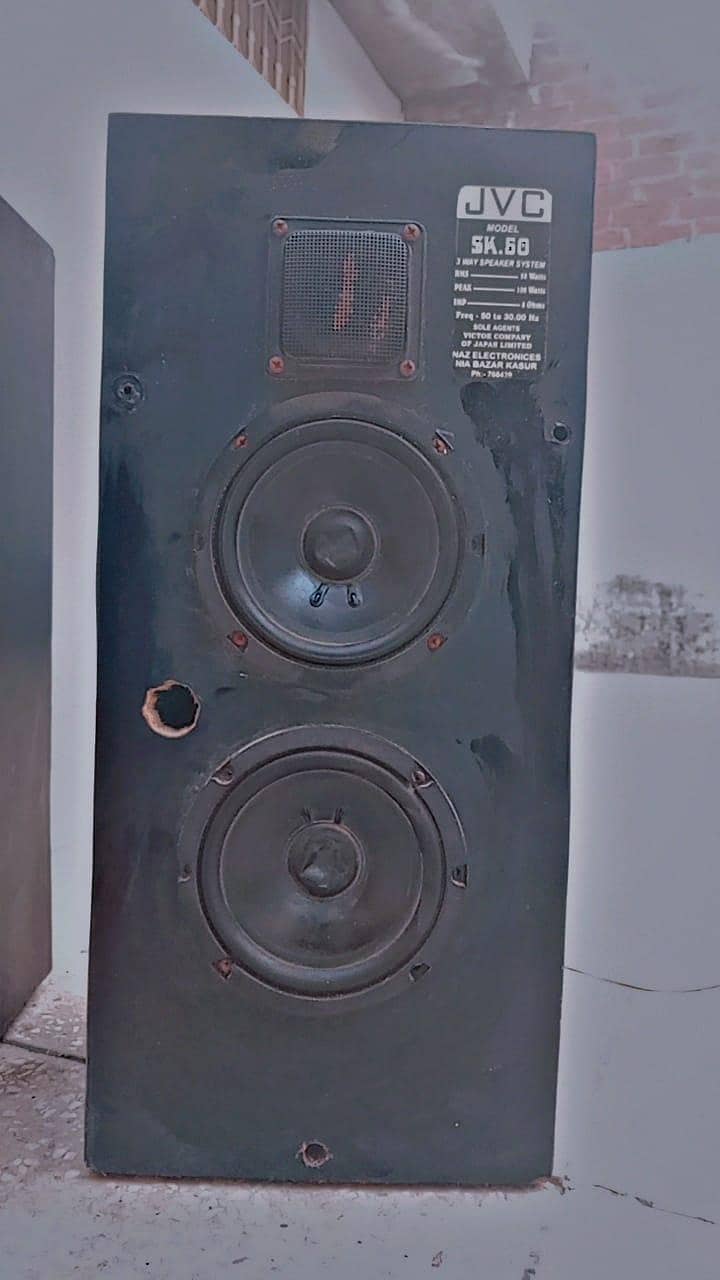 speakers 1
