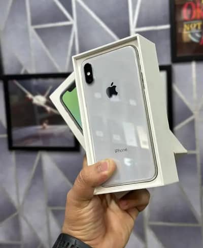 iphone x 256 GB my WhatsApp number 03 25 022 67 56