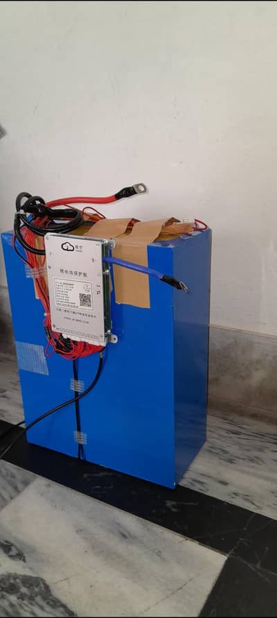 pylontech lithium battery 48V 50Ah . .