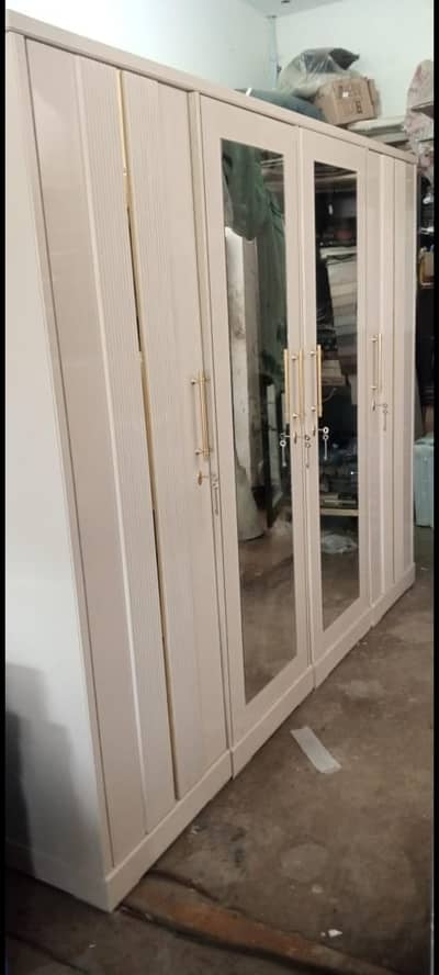 COMPLETE BED WITH ALMARi DRESSING  LASANI LAKRI