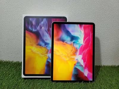 iPad pro m1 2020 4th Gen for sale me