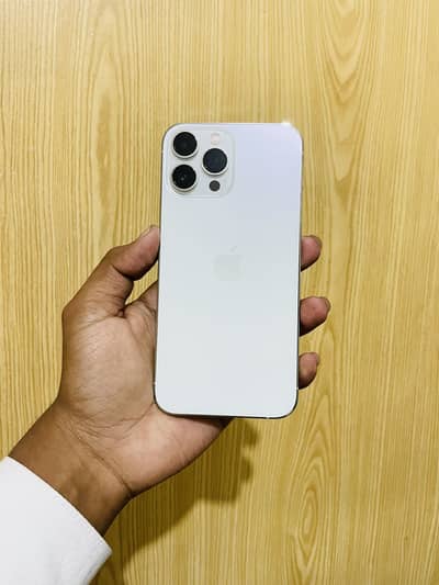 iPhone 13 pro max 128gb FU 4 months sim time