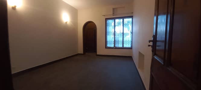 2 Kanal Lower Portion For Rent in DHA Phase 1 Near Park