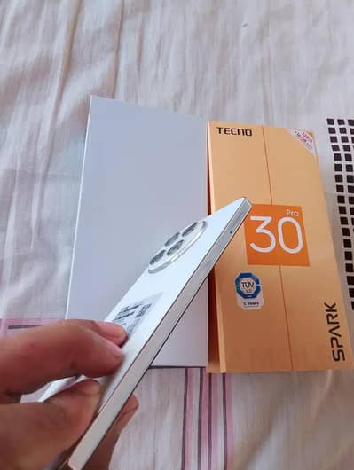 tecno spark 30pro