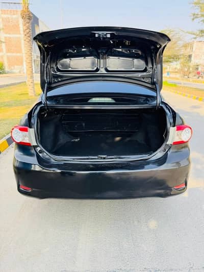 Toyota Corolla gli 2010 modal