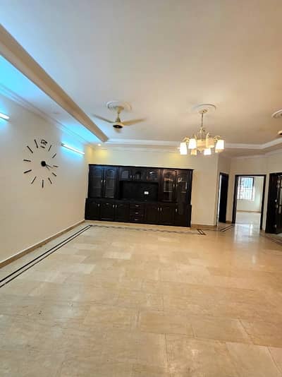 10 Marla Ground Floor Near Kashmir Highway All Facilities G-13/1