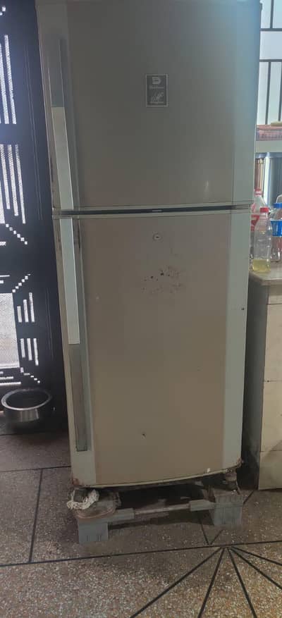 Dawlance Full size Fridge