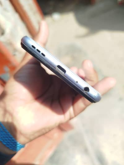 vivo y20 4GB 64 condition 10/10 03037700483