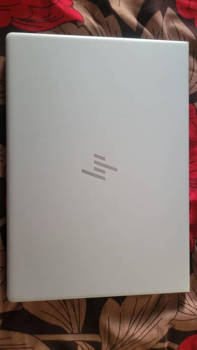 HP Elite Book 840 56