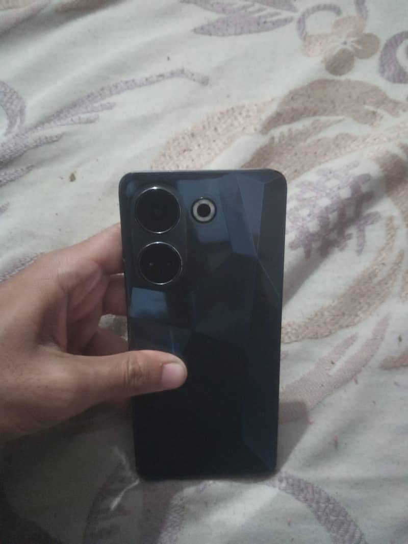 Techno Camon 20 0