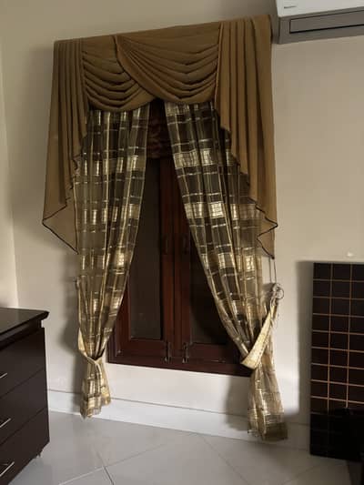 Curtains with blinds