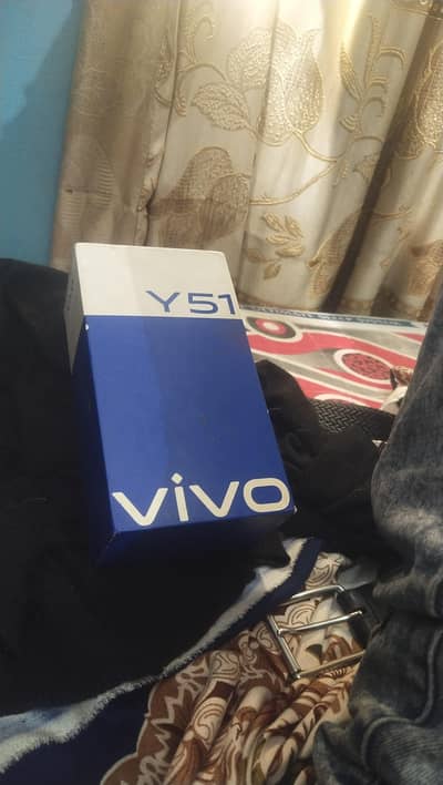 vivo y51