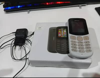 Nokia 130 with Box charger