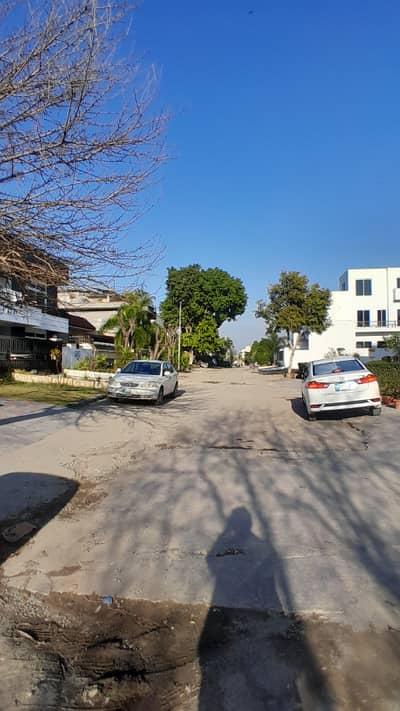 Plot For Sale in G-10/2 Islamabad