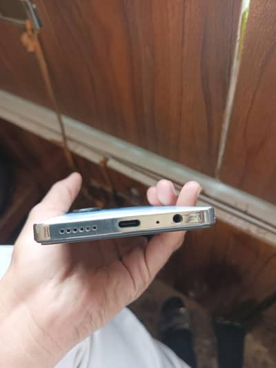 Tecno CAMON 20 for Sale | Complete Box & Original Charger