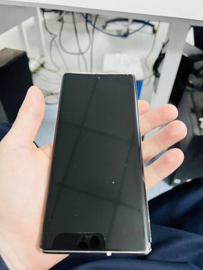 Google Pixel 8 Pro & Pixel 6 Pro