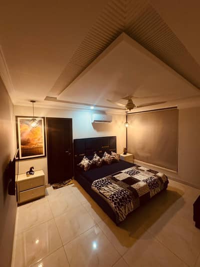 1 bed Luxury apartments for short stay like 3 to 4 hours rent In bahria Town Lahore