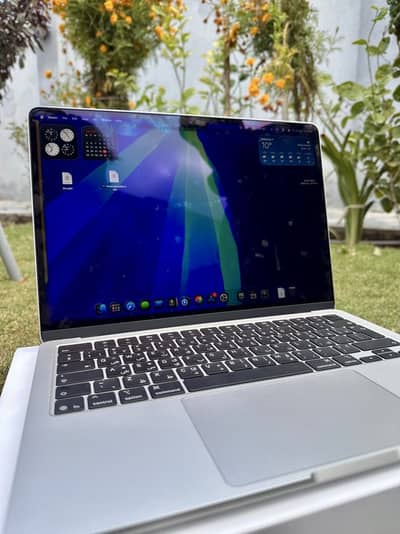 MAC book air m4 for sale
