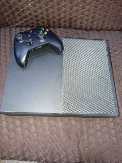 Xbox one with wireless controller for sale