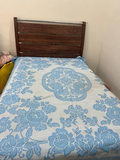 02 x Wooden Beds, Iron Stand and Office Table in Good Condition