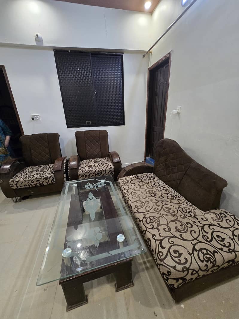 5-Seater Sofa Set without table– Good Condition 4