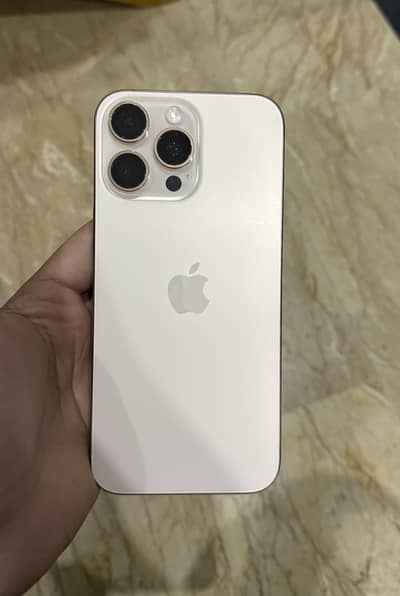Iphone 16 pro max Golden titanium 256gb