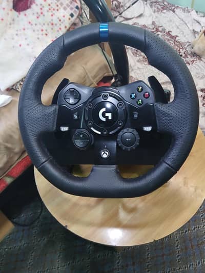 Logitech G923 steering wheel +paddle For Xbox and PC