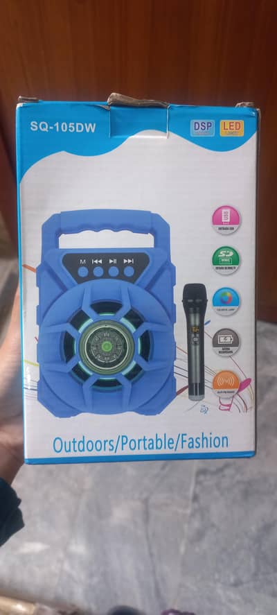 rechargable bluetooth speaker/outdoors/ Portable
