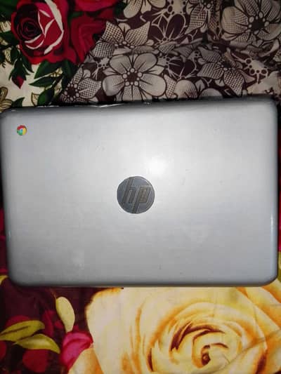 اپنے پرانے لیپ ٹاپ ہمیں سیل کریں۔