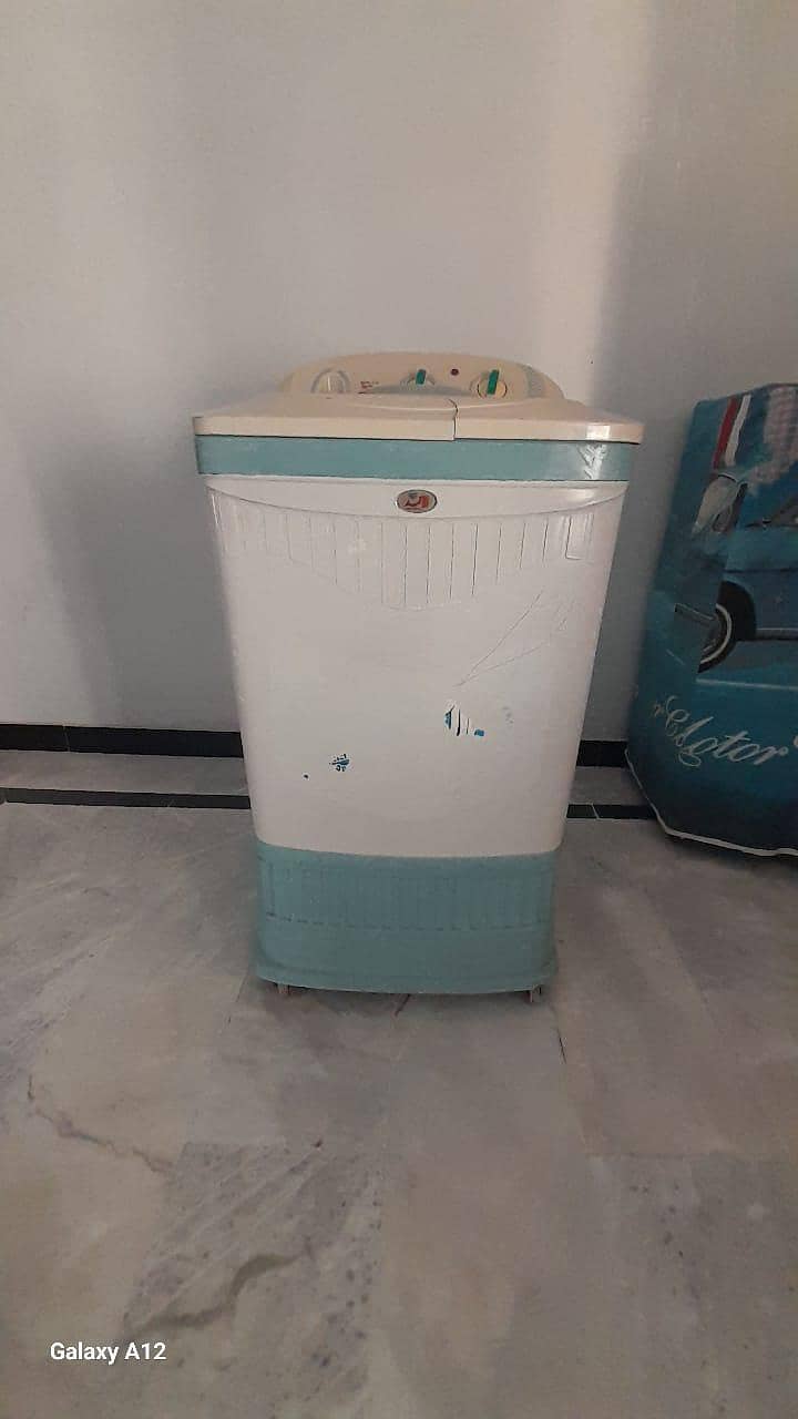 simple small washing machine 0
