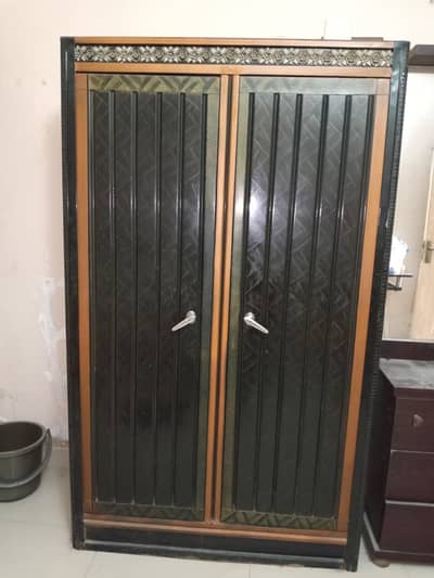 Queen size bbed set brand foam+full size almari+dressing+side table