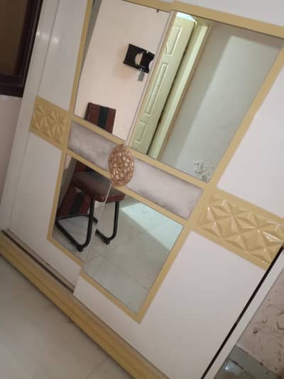 Queen size bbed set brand foam+full size almari+dressing+side table