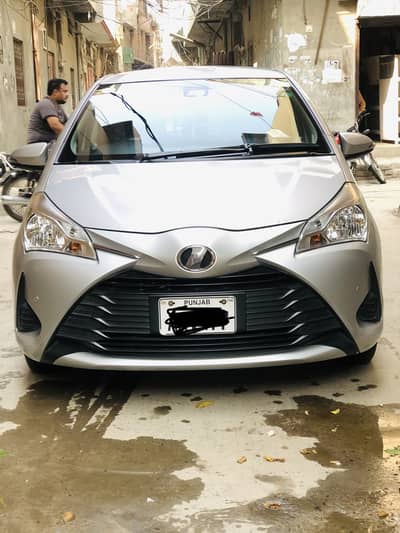 Toyota vitz full option