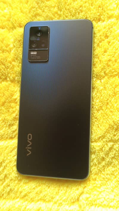 No open no repaired no any fault just by and use with orignol box only