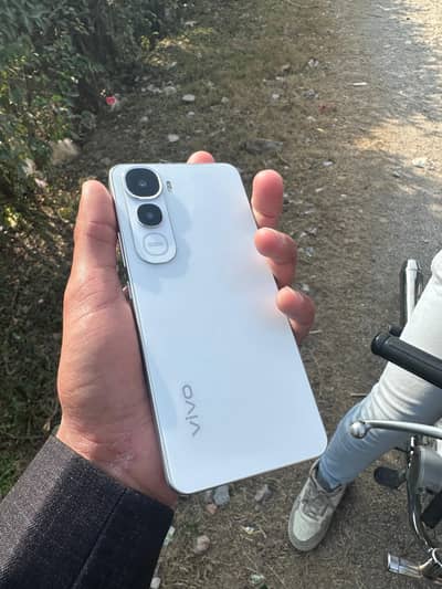 vivo y400