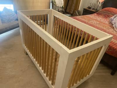 WODDEN COT/ BABY COT/ KIDS COT/ CRIB/ BASSINET/KIDS BED