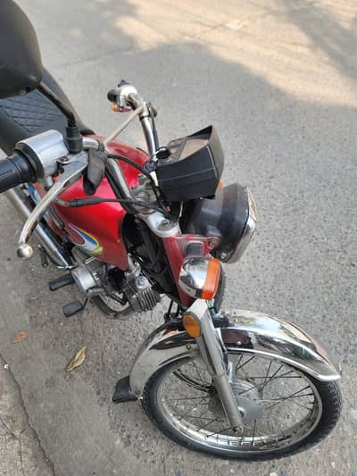 HONDA CD 70(2008)(one hand use) SALE IN GOOD CONDITION 65,000/-