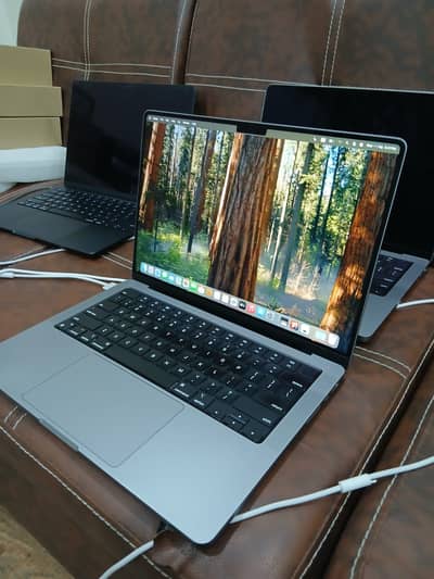 Apple MacBook Pro M1 Pro (2021)