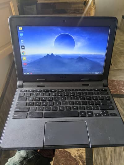 Chrome book 11 4/16 with windows 10 operating system installed.