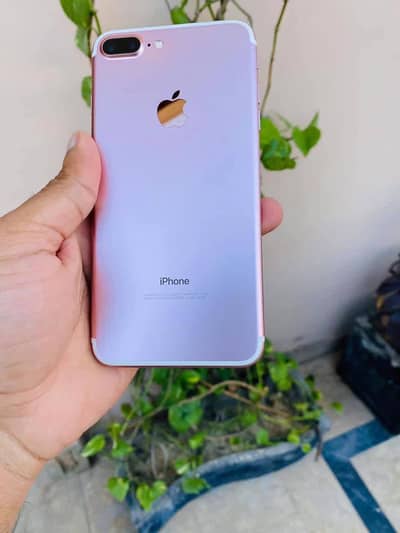 Iphone 7 s puls 128 GB my WhatsApp number 0324-12-95-120