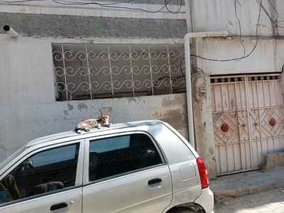 SECTOR- 5-C/4 BEAUTIFUL GROUND PLUS ONE HOUSE NORTH KARACHI