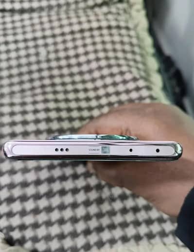 Infinix zero 40 8+8/256 with box and charger