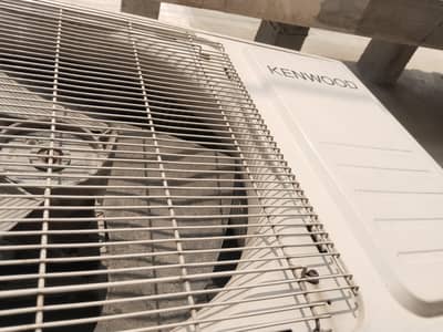 Kenwood used AC gas leakage and remote sensor issue