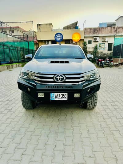 Toyota Hilux Revo V Automatic 3.0 2017
