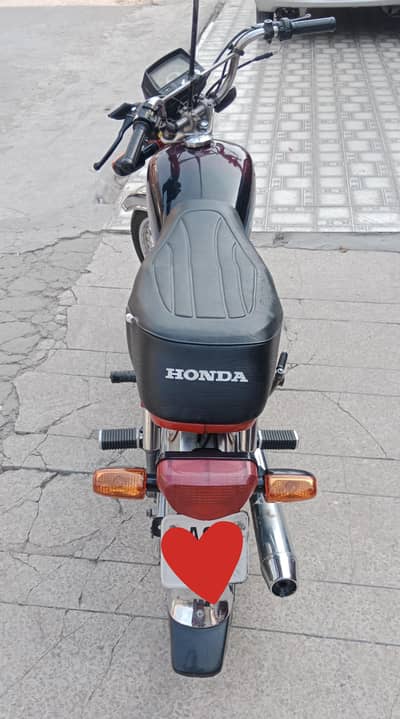 HONDA CD 70 FOR SALE . . . .