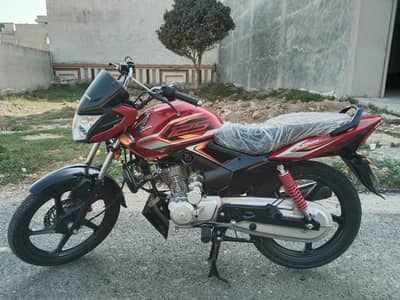 Honda CB 125F 2025 lush condition